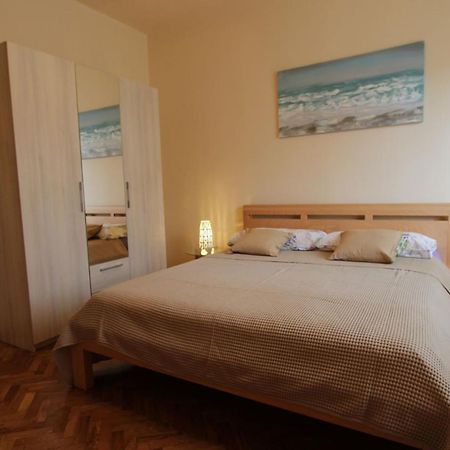 Apartment Studio Ljutic Малинска Экстерьер фото
