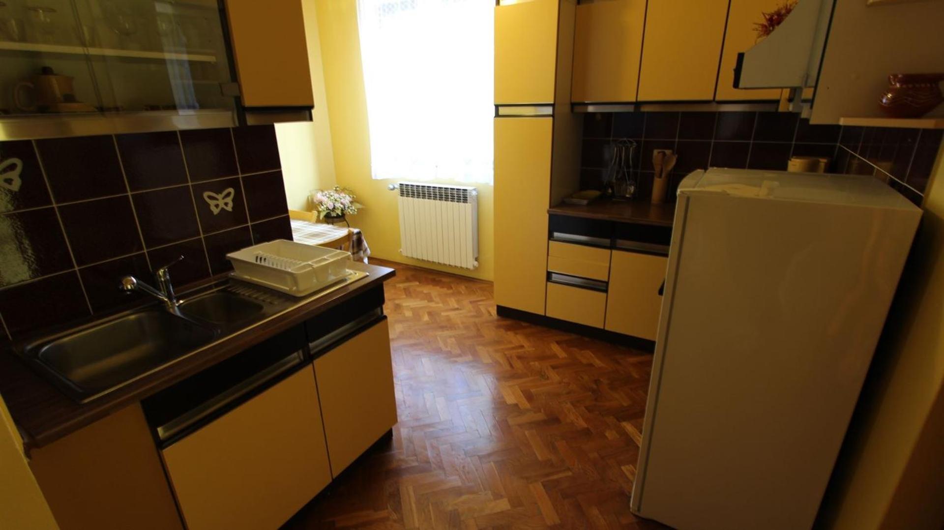 Apartment Studio Ljutic Малинска Экстерьер фото